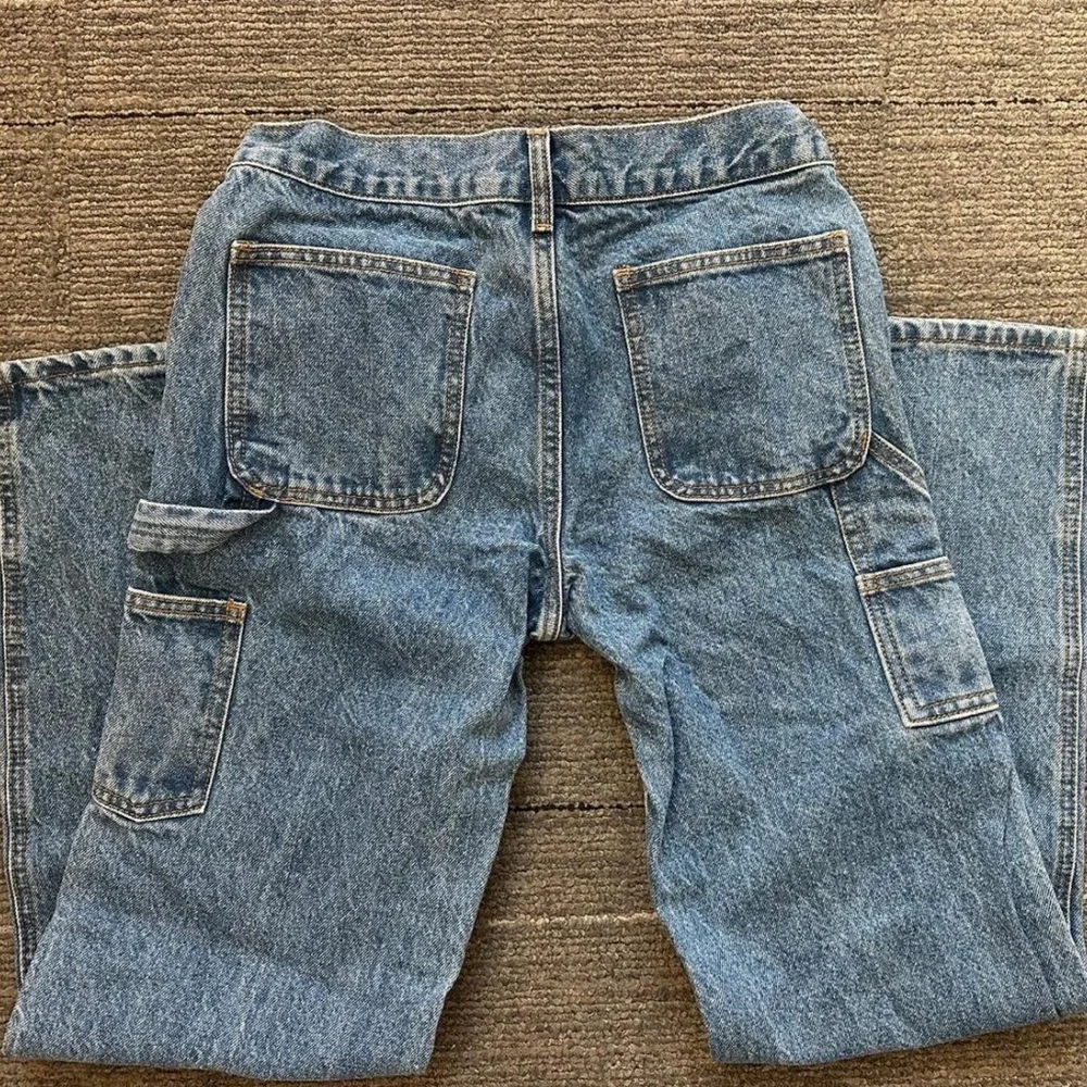 Brandy Melville Cargo Blue Straight-Leg Jeans - Picture 3 of 4